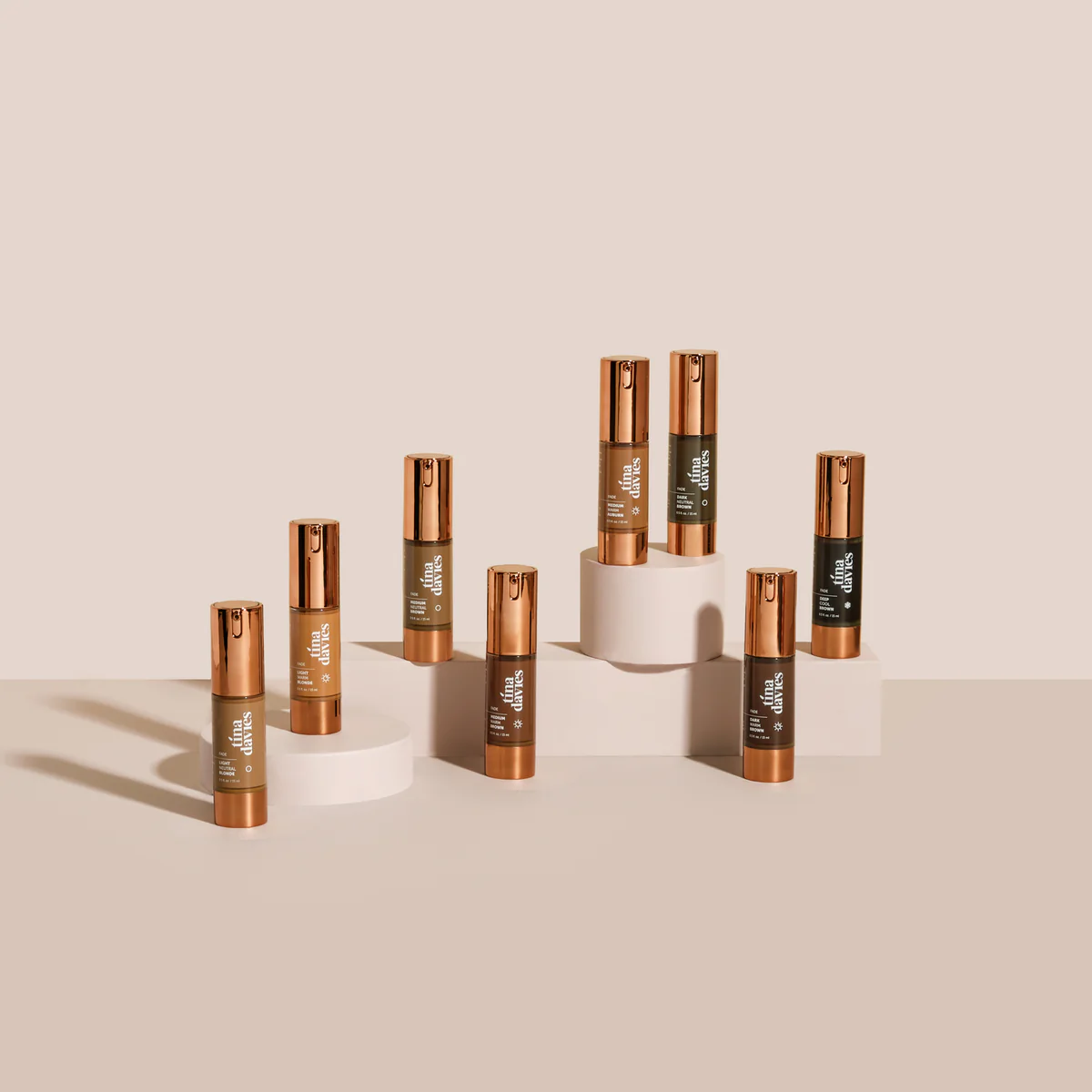 同じ色相で徐々に褪色するTina Davies FADE – FADE BLOG1 by 櫻井グリコ